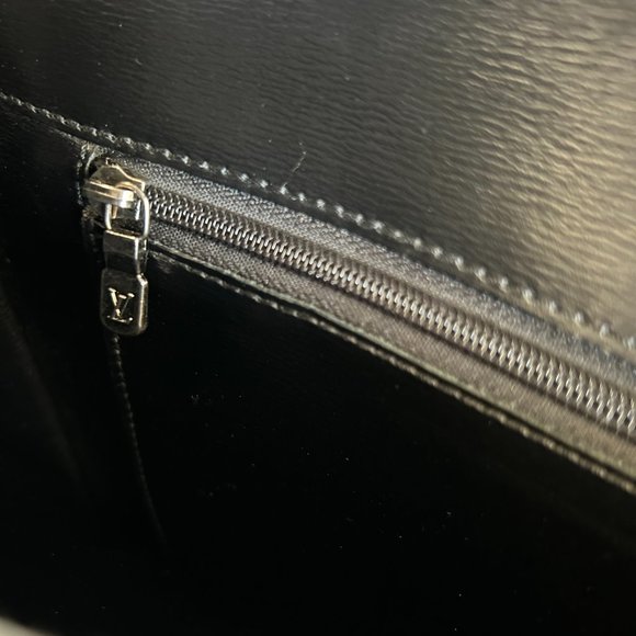 LV Extra Large Epi Clutch Document - Picture 7 of 8